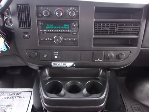 Used 2016 Chevrolet Express 3500 LT w/ LT Preferred Equipment Group image 24