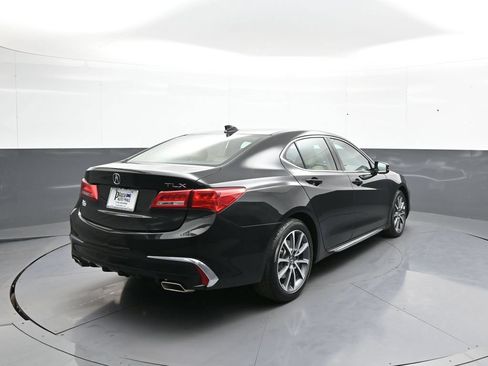 Used 2018 Acura TLX V6 w/ Technology Package FWD image 6