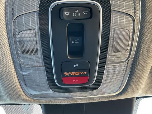 Used 2025 Hyundai Elantra SEL image 20