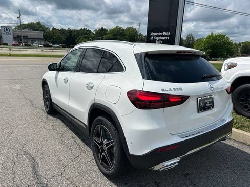 New 2026 Mercedes-Benz GLA 250 4MATIC image 3