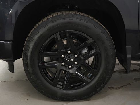 Used 2023 Chevrolet Silverado 1500 RST image 30