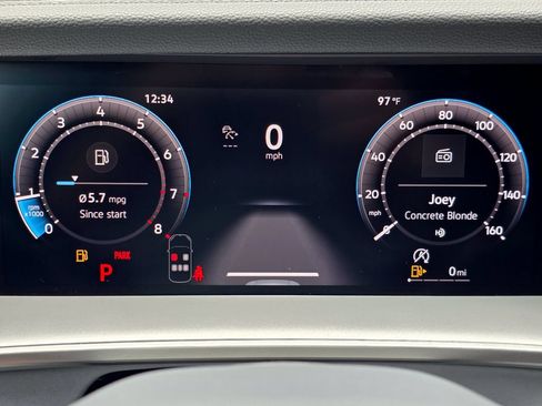 New 2026 Volkswagen Tiguan SE R-Line FWD image 14
