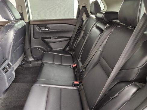 Used 2023 Nissan Rogue SV w/ SV Premium B Package AWD/4WD image 39