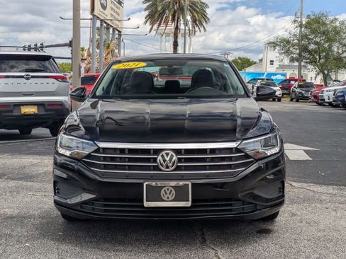 Used 2021 Volkswagen Jetta SE FWD image 2