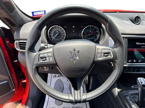 Used 2023 Maserati Levante F Tributo AWD/4WD image 14