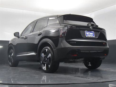 Used 2025 Nissan Kicks SR w/ SR Premium Package FWD image 83