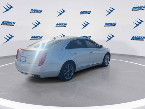 Used 2013 Cadillac XTS Luxury image 8