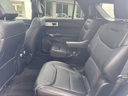 Used 2022 Ford Explorer ST w/ Equipment Group 401A image 29