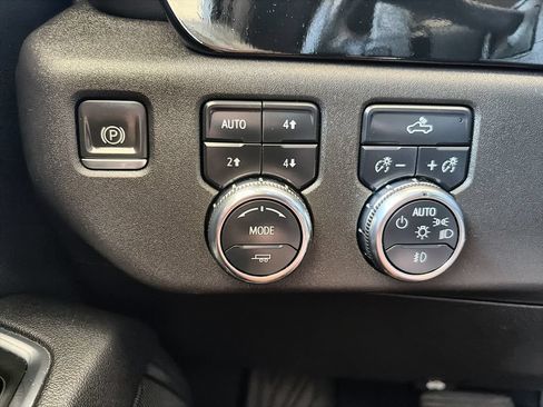 Certified 2023 GMC Sierra 1500 Elevation AWD/4WD image 18