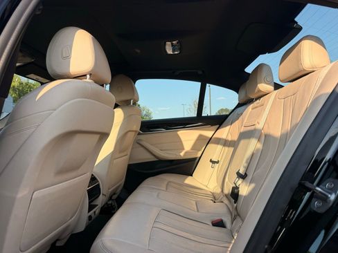 Used 2019 BMW 530i xDrive w/ Convenience Package AWD/4WD image 30