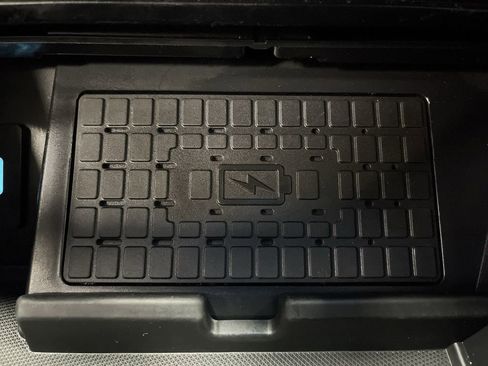 Used 2023 Ford F150 Lariat w/ Equipment Group 502A High image 27