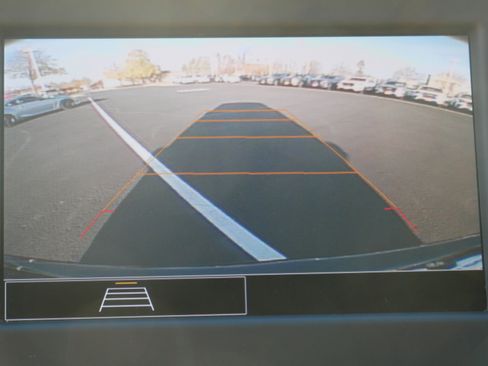 Used 2023 Chevrolet Equinox LT image 27