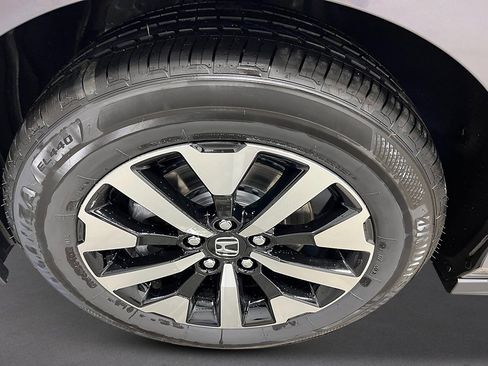 New 2026 Honda Odyssey EX-L image 10