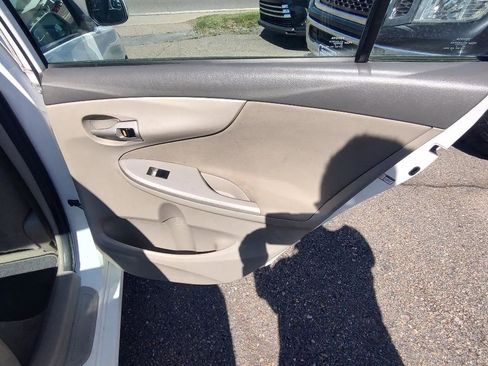 Used 2010 Toyota Corolla FWD image 12