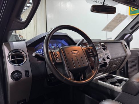Used 2011 Ford F350 Lariat image 9