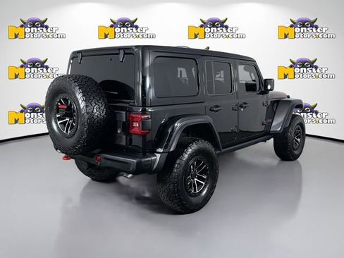 Used 2024 Jeep Wrangler Unlimited Rubicon AWD/4WD image 5