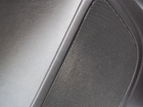 Used 2018 GMC Canyon Denali RWD image 26