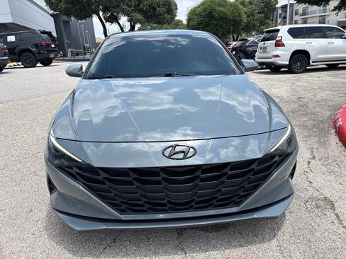 Used 2022 Hyundai Elantra SEL FWD image 8