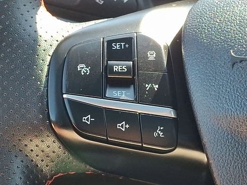 Used 2024 Ford Escape ST-Line w/ Tech Pack #1 AWD/4WD image 22