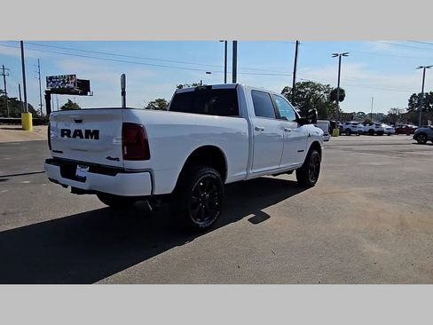 New 2026 RAM 2500 Laramie w/ Night Edition AWD/4WD image 33