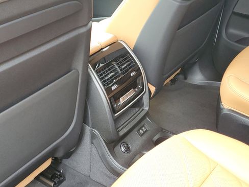 New 2026 BMW X7 xDrive40i w/ Executive Package AWD/4WD image 25