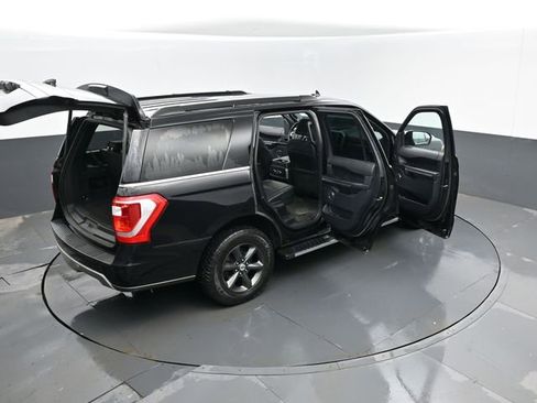 Used 2021 Ford Expedition XLT image 32