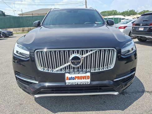 Used 2017 Volvo XC90 T8 Excellence AWD/4WD image 2