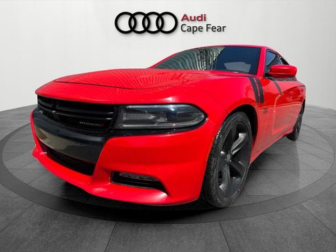 Used 2016 Dodge Charger R/T image 1