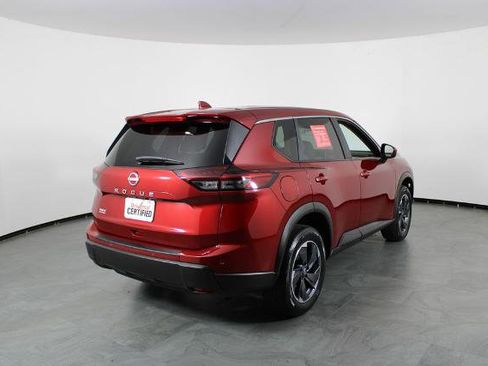 Certified 2025 Nissan Rogue SV image 16