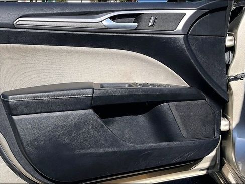 Used 2019 Ford Fusion S FWD image 20