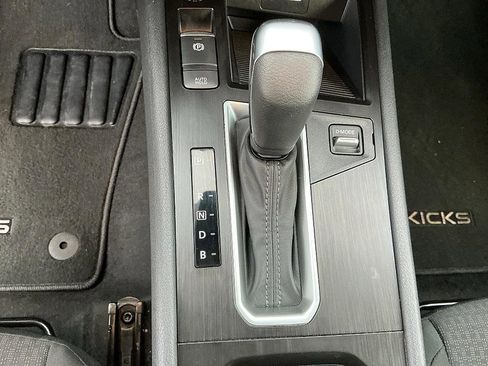 Certified 2025 Nissan Kicks S image 20