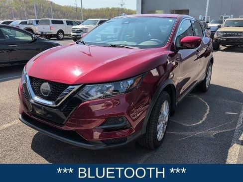 Used 2020 Nissan Rogue Sport S w/ Appearance Package image 3