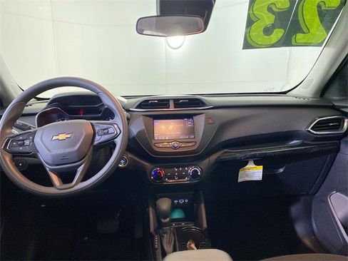 Used 2023 Chevrolet TrailBlazer LT image 10