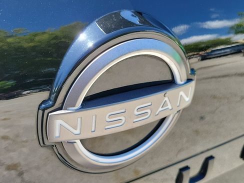 Certified 2023 Nissan Rogue SV w/ SV Premium B Package FWD image 10