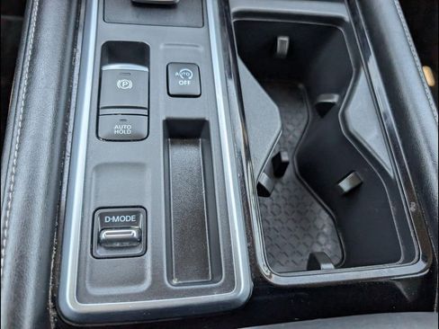 Used 2023 Nissan Pathfinder SV FWD image 21