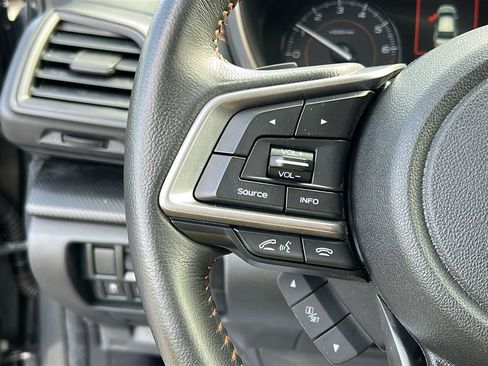 Used 2021 Subaru Crosstrek 2.0i Premium image 12