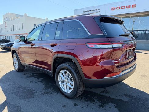 New 2026 Jeep Grand Cherokee Laredo X AWD/4WD image 4