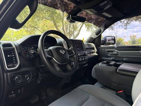 Used 2021 RAM 1500 Lone Star AWD/4WD image 13