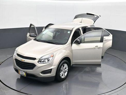 Used 2016 Chevrolet Equinox LS image 30