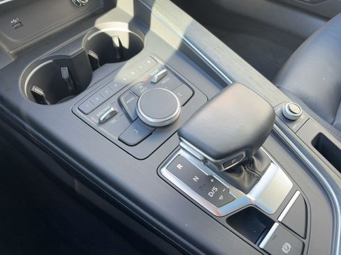 Used 2019 Audi A4 2.0T Premium image 18