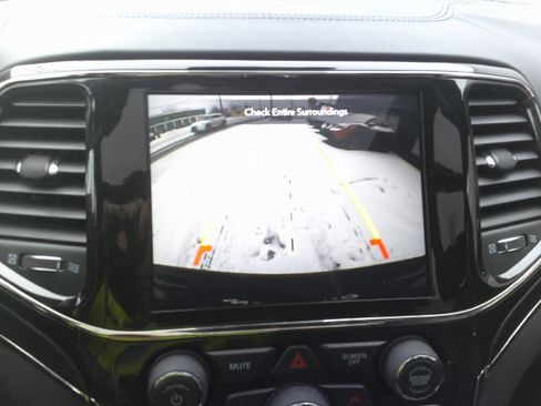 Used 2021 Jeep Grand Cherokee High Altitude image 29