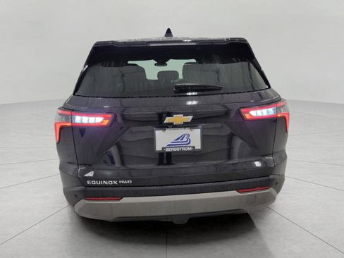 Used 2025 Chevrolet Equinox LT image 24