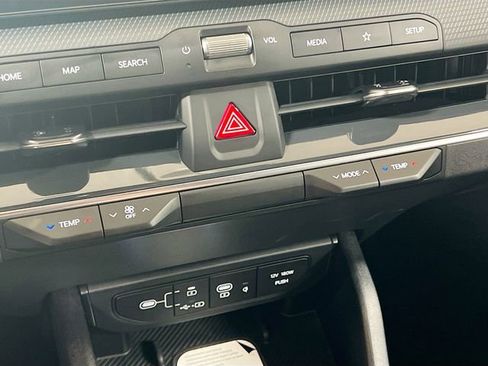 New 2025 Kia K4 GT-Line image 16
