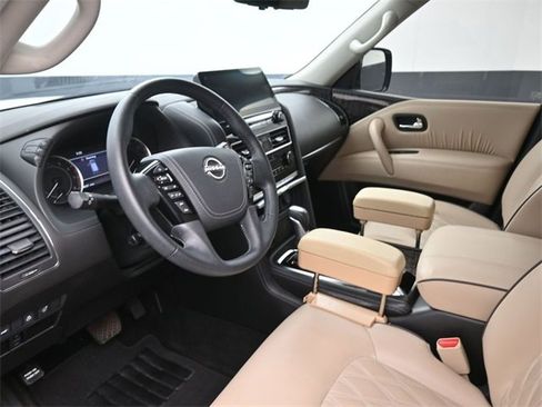 Used 2024 Nissan Armada Platinum w/ Captain's Chairs Package image 19