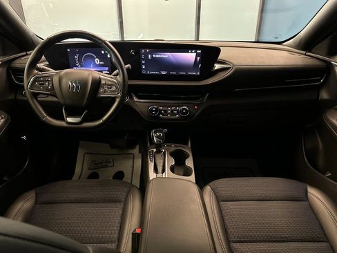 Used 2024 Buick Envista Preferred w/ Convenience I Package FWD image 9