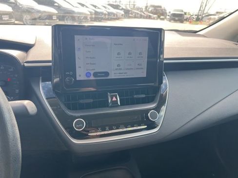 Used 2024 Toyota Corolla LE image 9