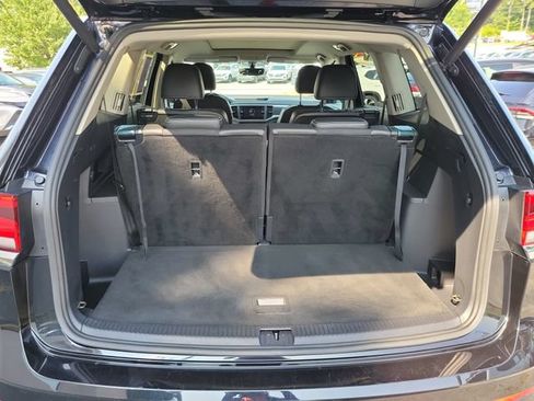 Certified 2021 Volkswagen Atlas SE w/ Panoramic Sunroof Package FWD image 9