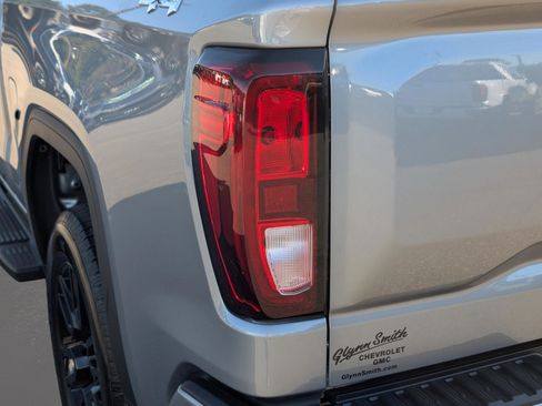 New 2026 GMC Sierra 1500 Elevation w/ LPO, Elevation Black Package image 7