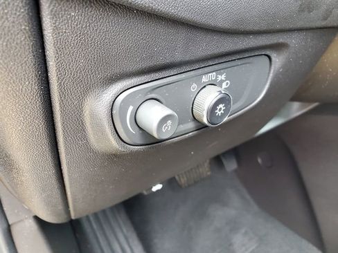 Certified 2024 Chevrolet Equinox LT w/ LPO, Floor Liner Package FWD image 23