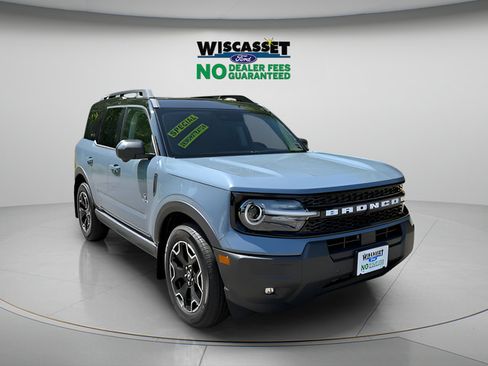 Used 2025 Ford Bronco Sport Outer Banks w/ Outer Banks Tech Package+ AWD/4WD image 25